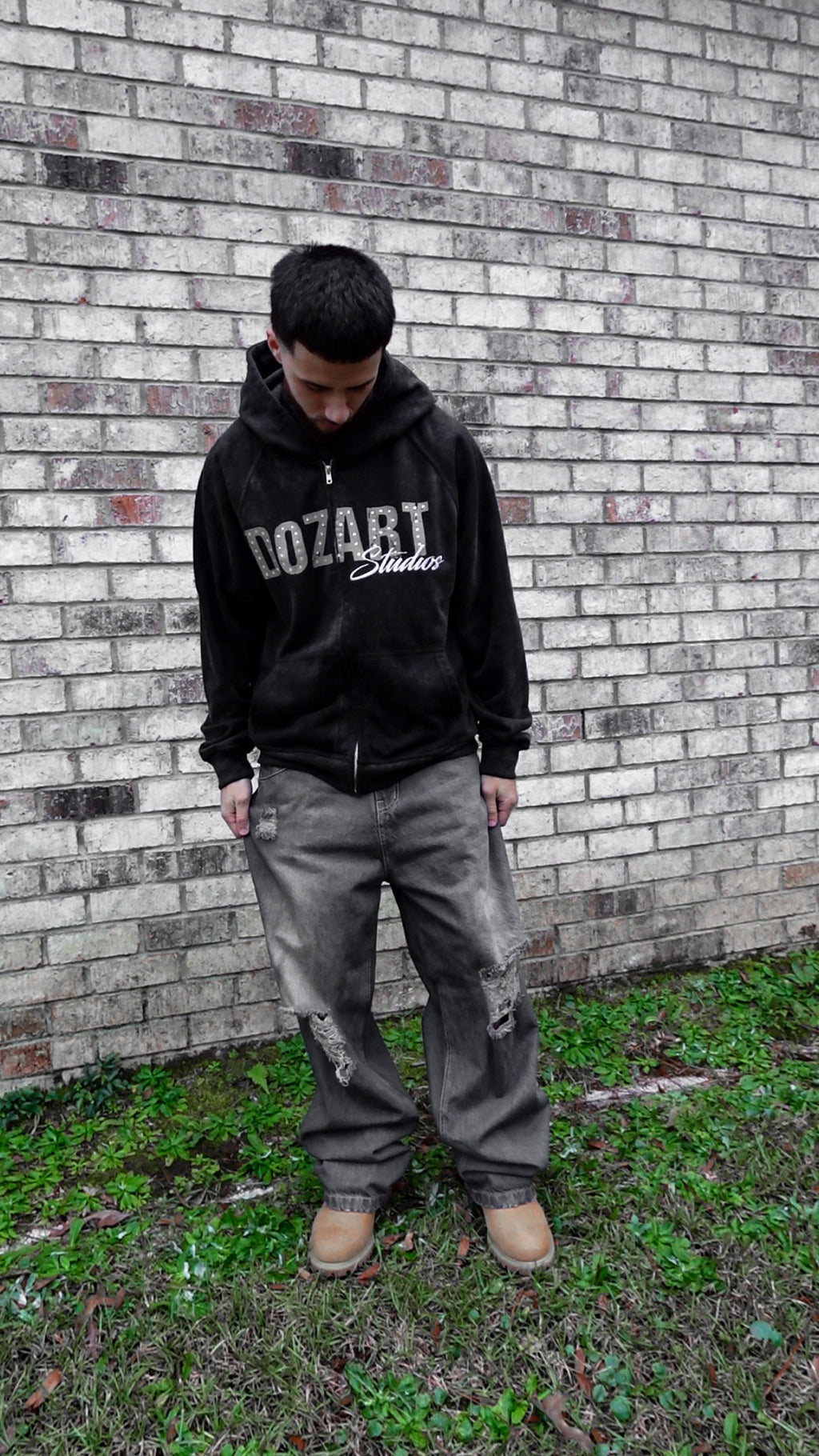 GEMMED HOODIE - OBSIDIAN